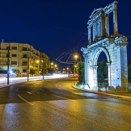 Casa Divinus Suites Атина Екстериор снимка
