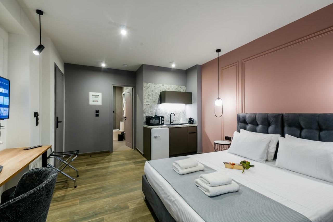 Casa Divinus Suites Атина Екстериор снимка