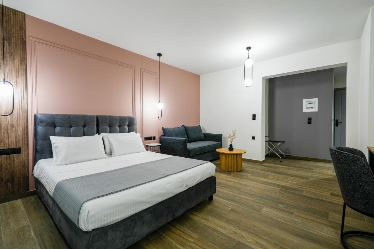Casa Divinus Suites Атина Екстериор снимка