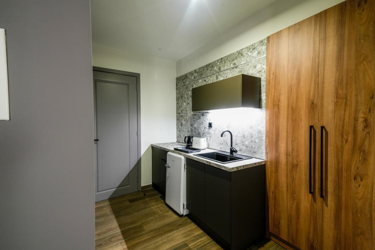 Casa Divinus Suites Атина Екстериор снимка