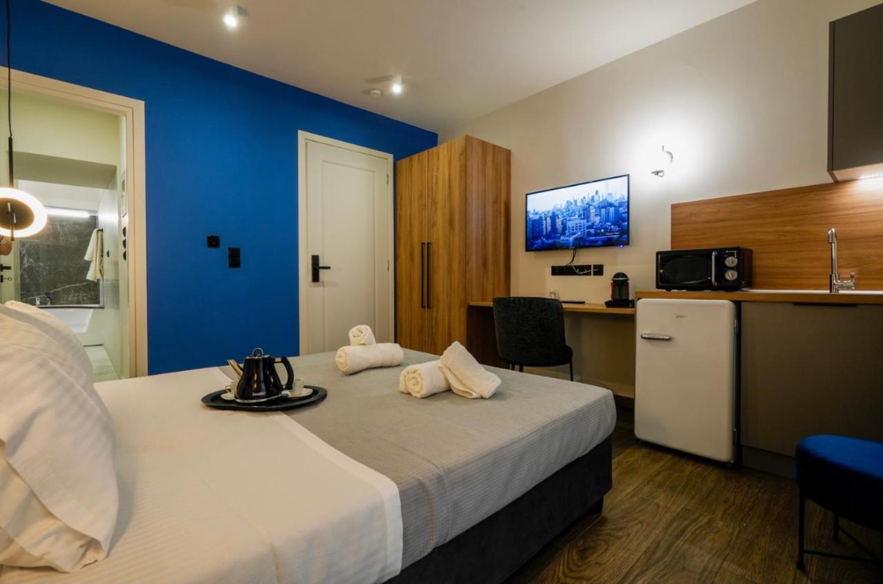 Casa Divinus Suites Атина Екстериор снимка