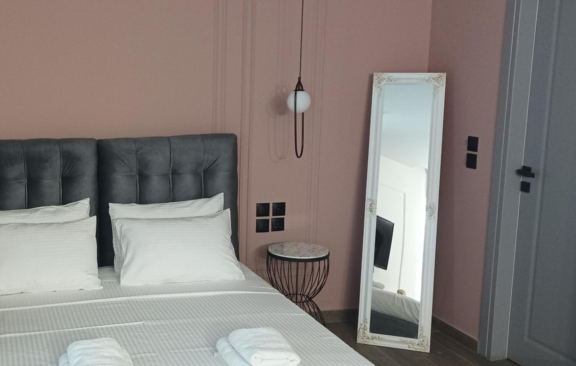 Casa Divinus Suites Атина Екстериор снимка